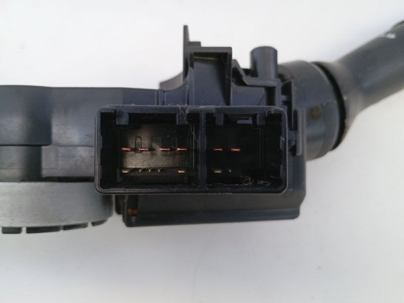 Recambio de mando intermitentes para toyota auris hybrid advance referencia OEM IAM   