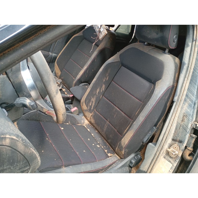 volkswagen t-roc (a11, d11) del año 2021