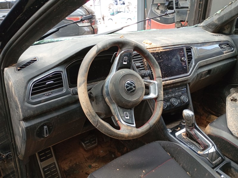 volkswagen t-roc (a11, d11) del año 2021