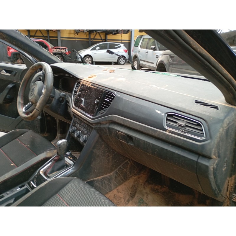 volkswagen t-roc (a11, d11) del año 2021