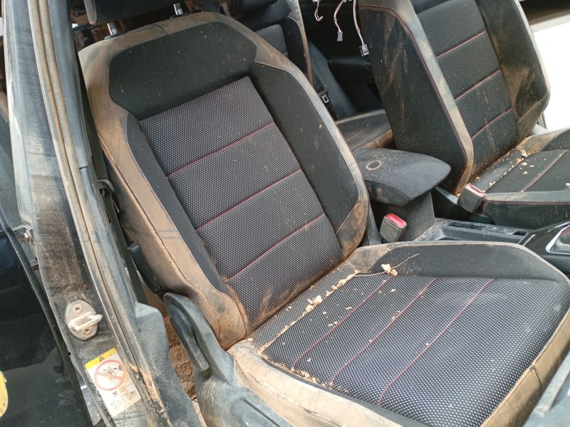 volkswagen t-roc (a11, d11) del año 2021