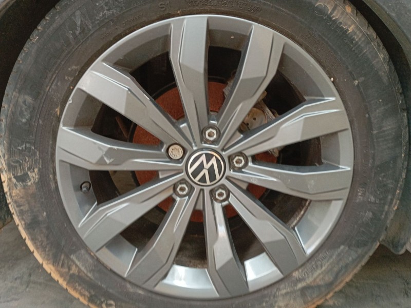 Recambio de juego llantas para volkswagen t-roc (a11, d11) 1.5 tsi referencia OEM IAM 215/55/17  
