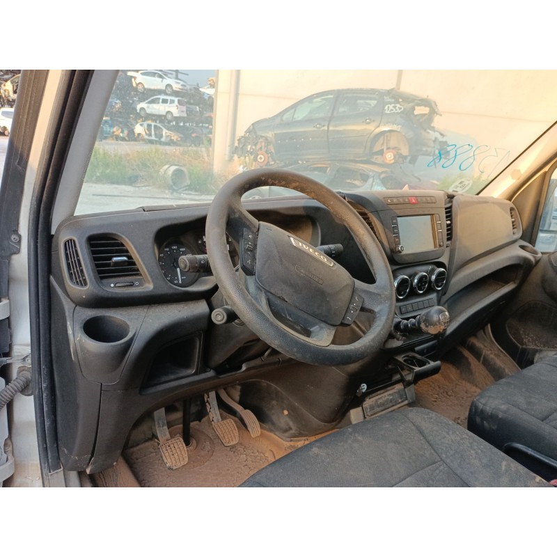 iveco daily vi caja/chasis del año 2016