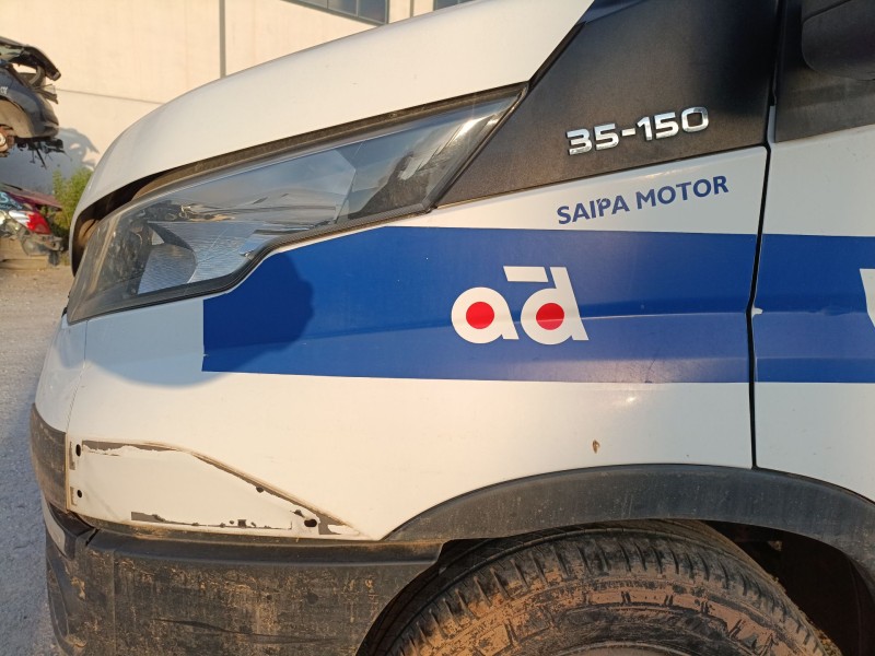 Recambio de aleta delantera izquierda para iveco daily vi caja/chasis 33s15, 35s15, 35c15 referencia OEM IAM   