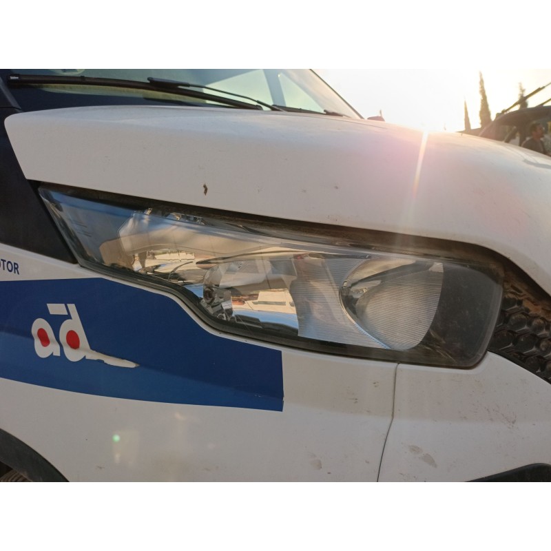 Recambio de faro derecho para iveco daily vi caja/chasis 33s15, 35s15, 35c15 referencia OEM IAM   