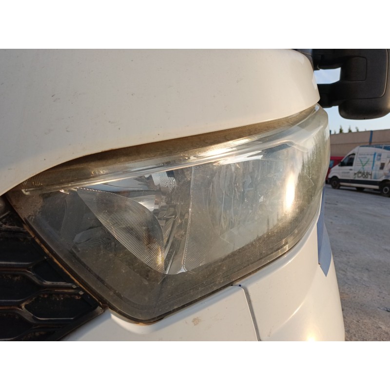 Recambio de faro izquierdo para iveco daily vi caja/chasis 33s15, 35s15, 35c15 referencia OEM IAM   