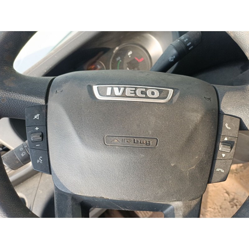 Recambio de airbag delantero izquierdo para iveco daily vi caja/chasis 33s15, 35s15, 35c15 referencia OEM IAM   