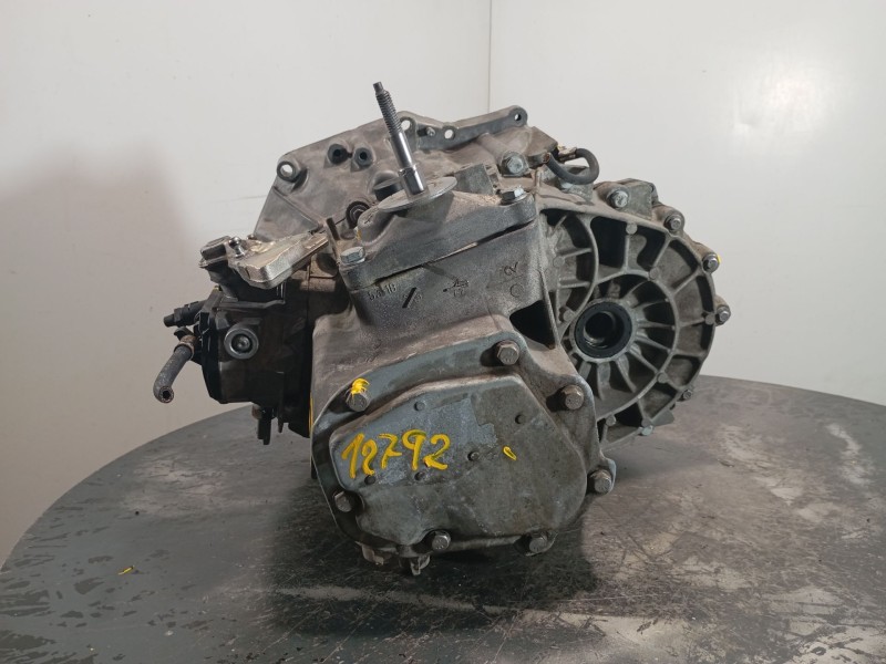 Recambio de caja cambios para citroën c4 picasso monospace referencia OEM IAM 20EA07  