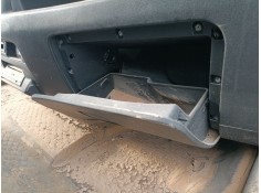 Recambio de guantera para iveco daily vi caja/chasis 33s15, 35s15, 35c15 referencia OEM IAM    2