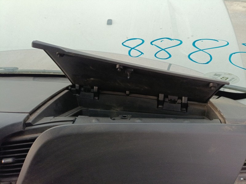 Recambio de guantera para iveco daily vi caja/chasis 33s15, 35s15, 35c15 referencia OEM IAM   