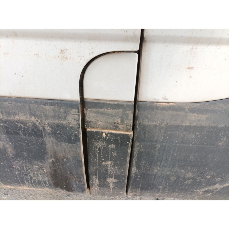 Recambio de tapa exterior combustible para iveco daily vi caja/chasis 33s15, 35s15, 35c15 referencia OEM IAM   