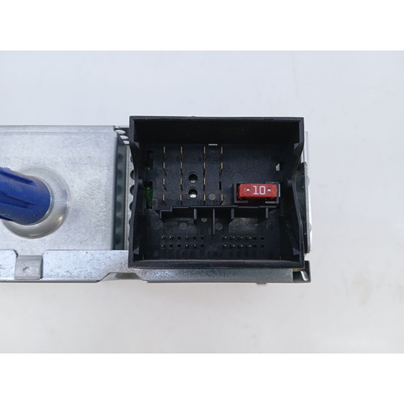 Recambio de sistema audio / radio cd para peugeot 308 access referencia OEM IAM 96662671XH04  