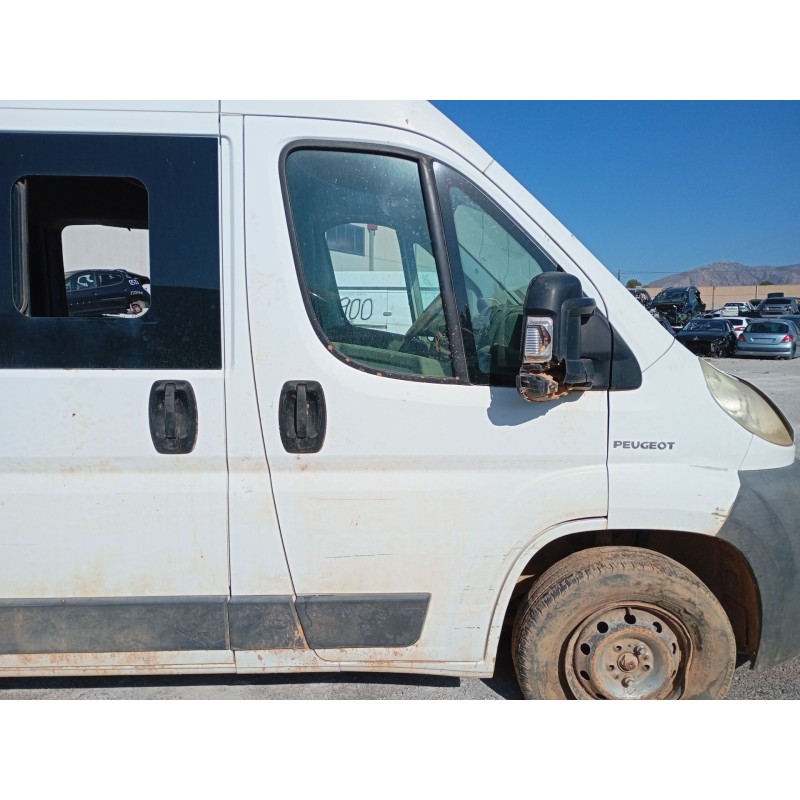 Recambio de puerta delantera derecha para peugeot boxer autobús 2.2 hdi 120 referencia OEM IAM   
