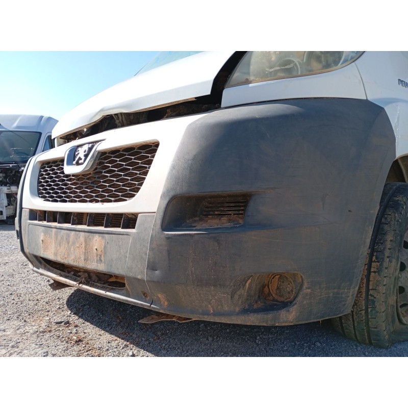Recambio de paragolpes delantero para peugeot boxer autobús 2.2 hdi 120 referencia OEM IAM   