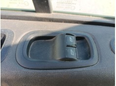 MANDO ELEVALUNAS DELANTERO IZQUIERDO 