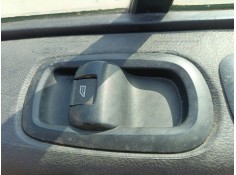 MANDO ELEVALUNAS DELANTERO DERECHO 