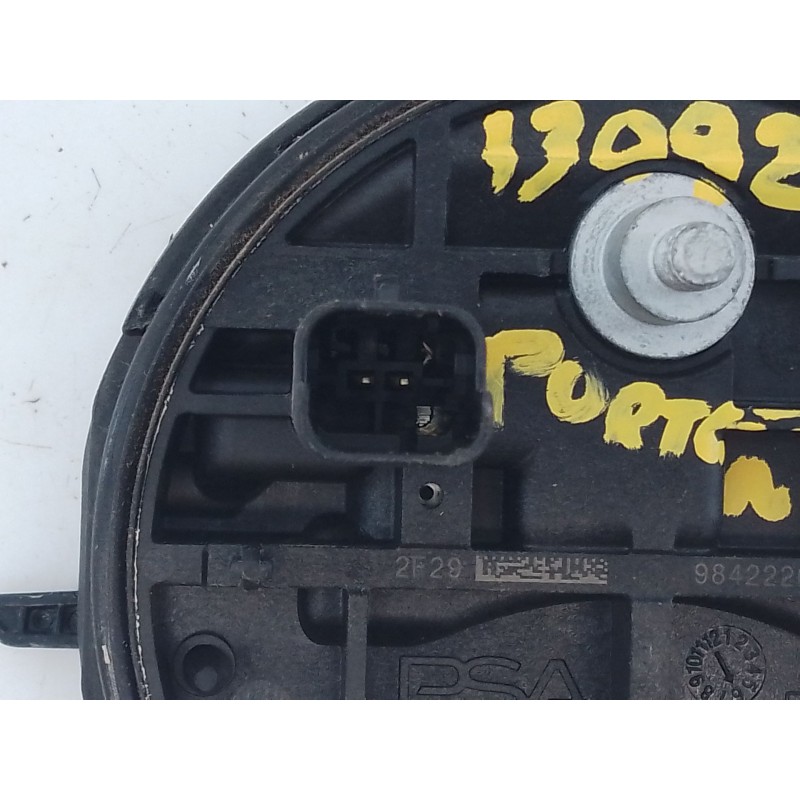 Recambio de maneta exterior porton para opel astra l 1.2 dynamic referencia OEM IAM   