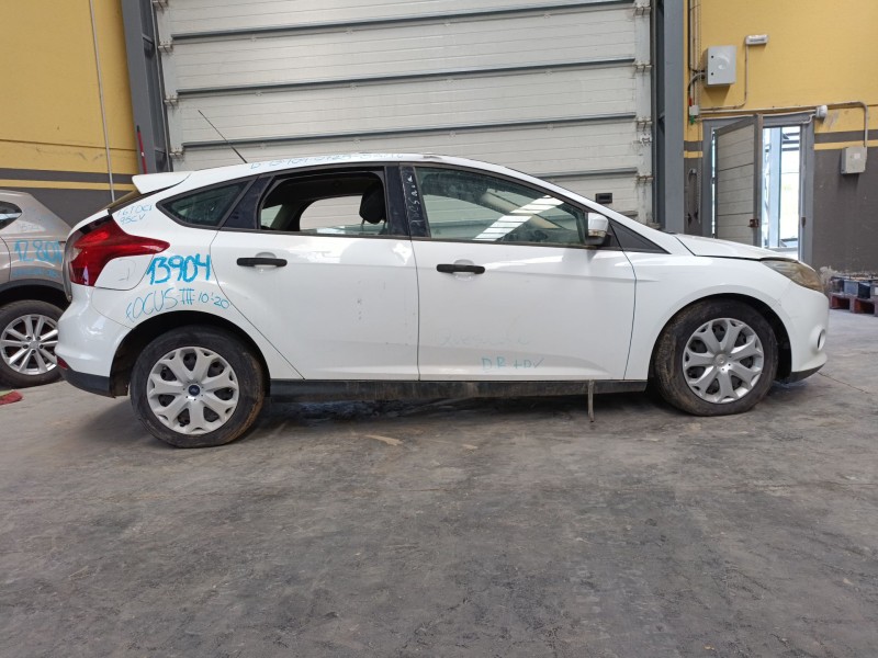 ford focus iii sedán del año 2012