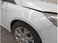 Recambio de aleta delantera derecha para ford focus iii sedán 1.6 tdci referencia OEM IAM    2
