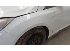 Recambio de aleta delantera izquierda para ford focus iii sedán 1.6 tdci referencia OEM IAM    2