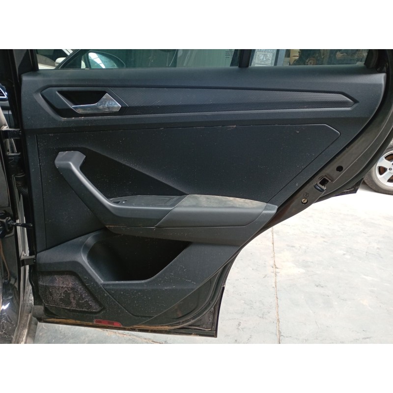 Recambio de guarnecido puerta trasera derecha para volkswagen t-roc (a11, d11) 1.5 tsi referencia OEM IAM   