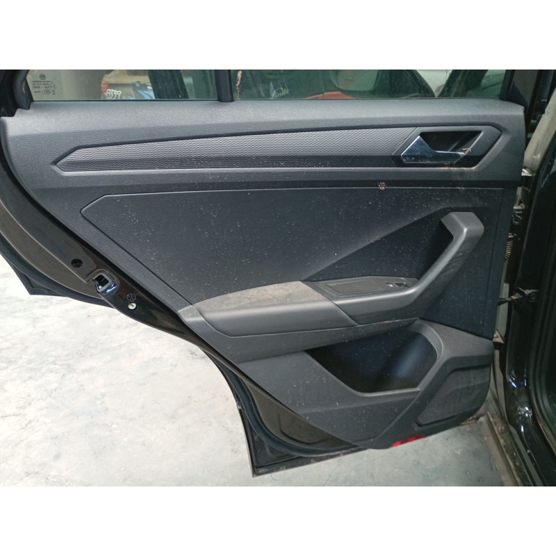 Recambio de guarnecido puerta trasera izquierda para volkswagen t-roc (a11, d11) 1.5 tsi referencia OEM IAM   