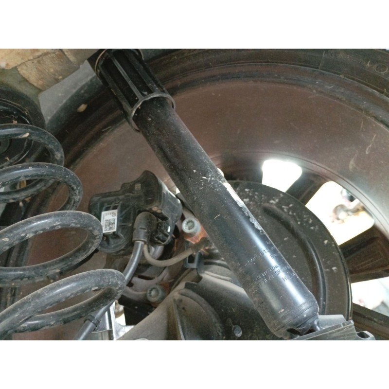 Recambio de amortiguador trasero derecho para volkswagen t-roc (a11, d11) 1.5 tsi referencia OEM IAM   