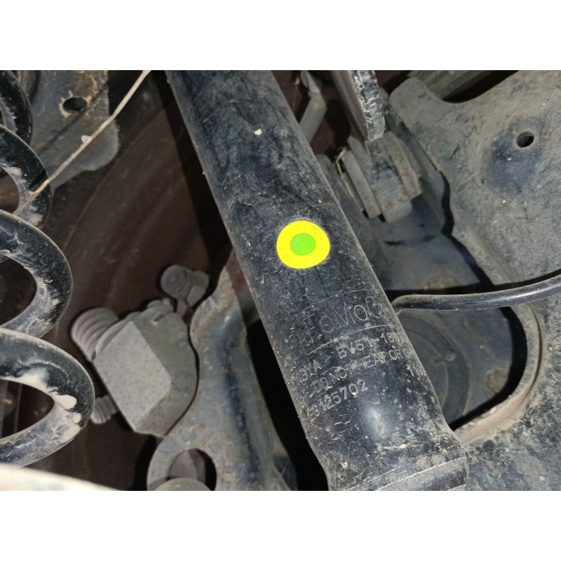 Recambio de amortiguador trasero izquierdo para ford focus iii sedán 1.6 tdci referencia OEM IAM   