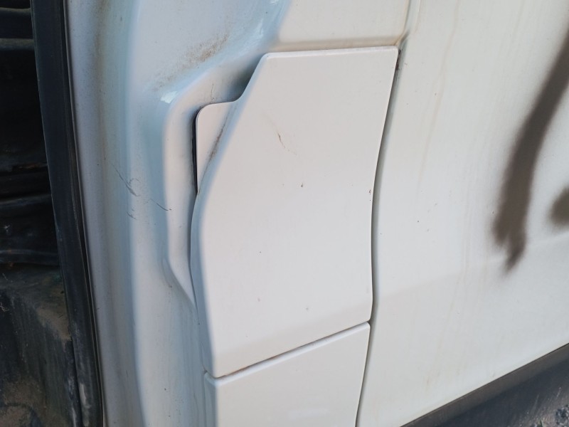 Recambio de tapa exterior combustible para renault trafic iii autobús (jg_) 1.6 dci 95 (jgmr, jgmj) referencia OEM IAM   