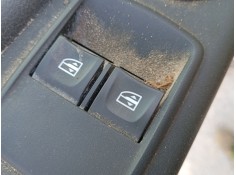 MANDO ELEVALUNAS DELANTERO IZQUIERDO 