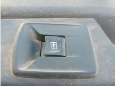 MANDO ELEVALUNAS DELANTERO DERECHO 