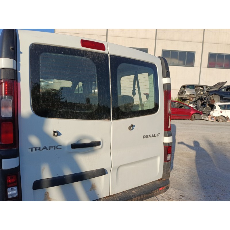 Recambio de porton trasero derecho para renault trafic iii autobús (jg_) 1.6 dci 95 (jgmr, jgmj) referencia OEM IAM   