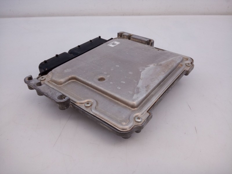 Recambio de centralita motor uce para omoda 5 290t referencia OEM IAM   