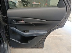 Recambio de guarnecido puerta trasera derecha para mazda cx-30 (dm) skyactiv-x m hybrid referencia OEM IAM   
