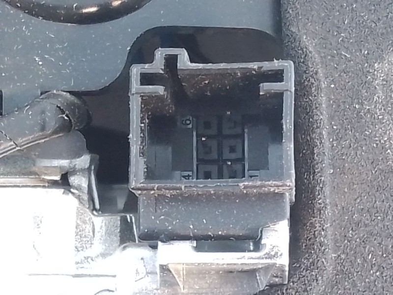 Recambio de piloto trasero derecho porton para peugeot 3008 suv referencia OEM IAM 9810477780  E1-A4-15-2