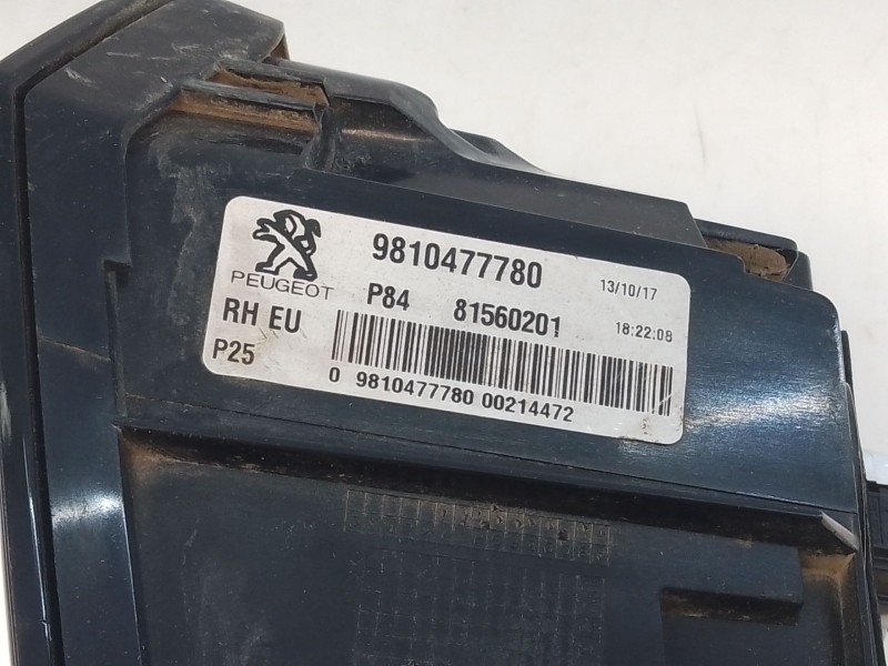 Recambio de piloto trasero derecho porton para peugeot 3008 suv referencia OEM IAM 9810477780  E1-A4-15-2