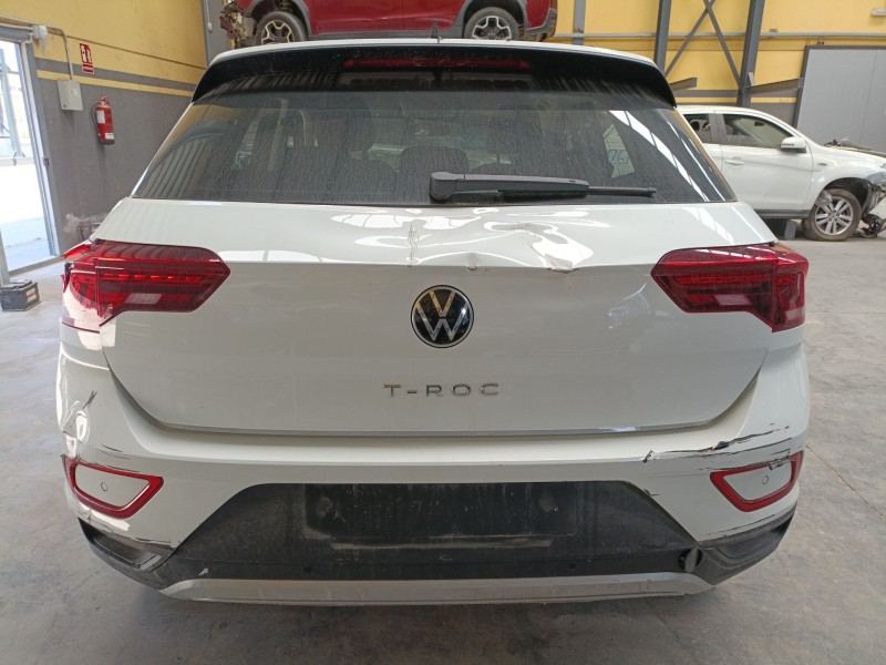 volkswagen t-roc (a11, d11) del año 2023