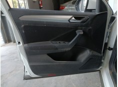 GUARNECIDO PUERTA DELANTERA IZQUIERDA 