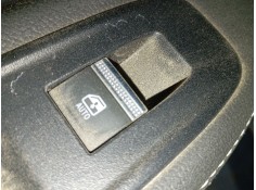 MANDO ELEVALUNAS TRASERO IZQUIERDO 