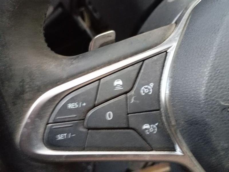 Recambio de volante para renault arkana i (lcm_, ldn_) 1.3 tce 140 (ldn0) referencia OEM IAM   