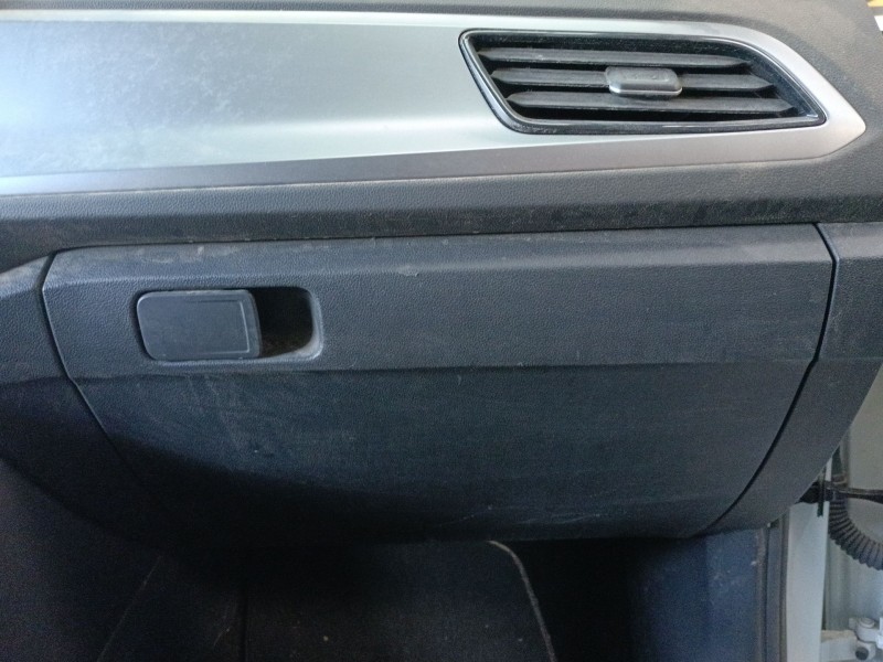 Recambio de guantera para volkswagen t-roc (a11, d11) 2.0 tdi scr referencia OEM IAM   