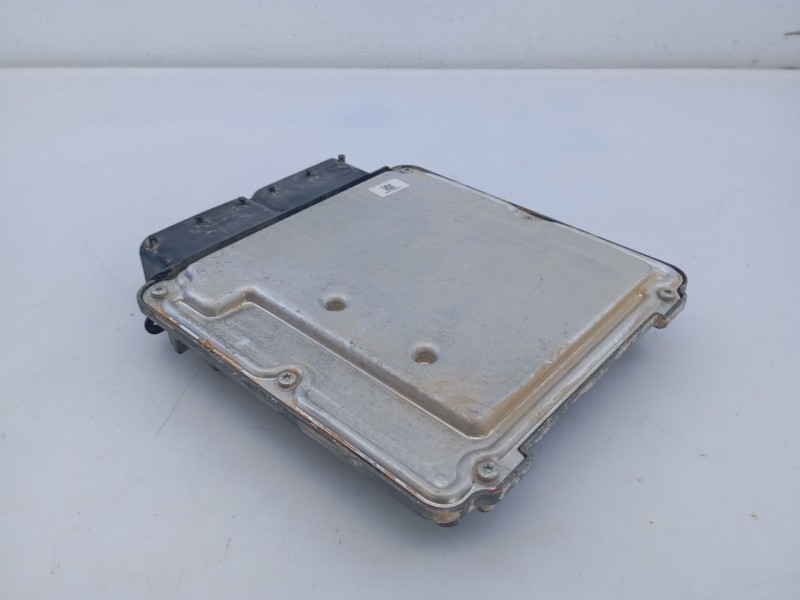 Recambio de centralita motor uce para volkswagen tiguan (ad1, ax1) 2.0 tdi referencia OEM IAM 04L907309P 0281031483 