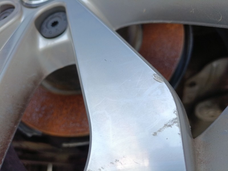 Recambio de llanta para volkswagen t-roc (a11, d11) 2.0 tdi scr referencia OEM IAM 215/55/17  