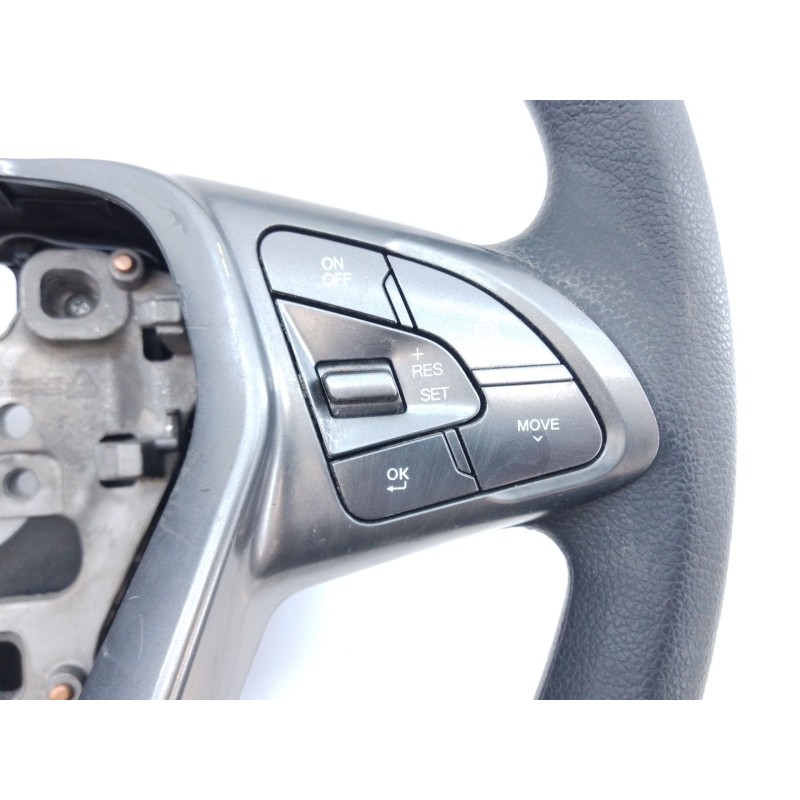 Recambio de volante para ssangyong tivoli crystal 4x2 referencia OEM IAM   