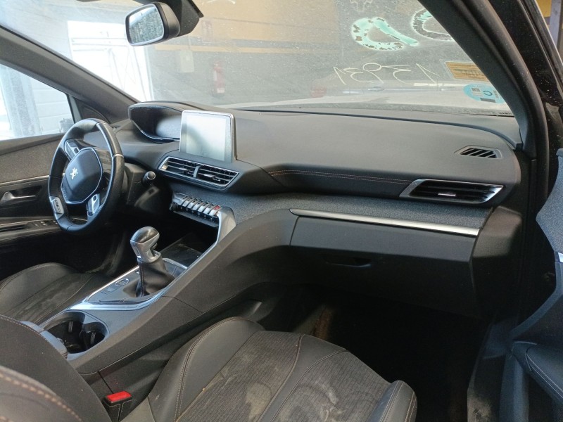 peugeot 3008 ii suv (mc_, mr_, mj_, m4_) del año 2020