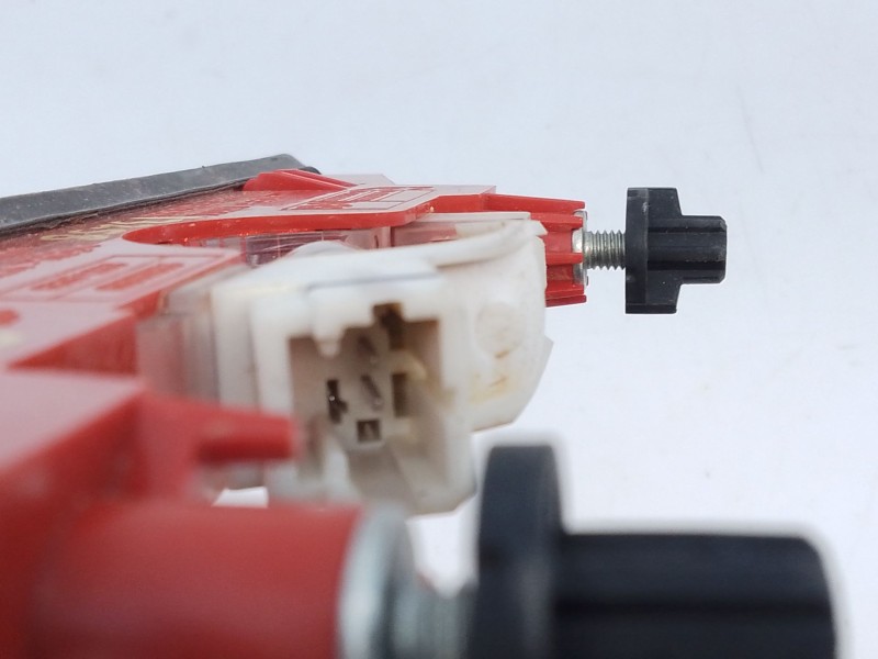 Recambio de luz central de freno para peugeot rifter 1.5 bluehdi 130 referencia OEM IAM   