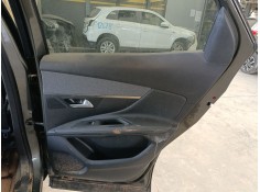 GUARNECIDO PUERTA TRASERA DERECHA 