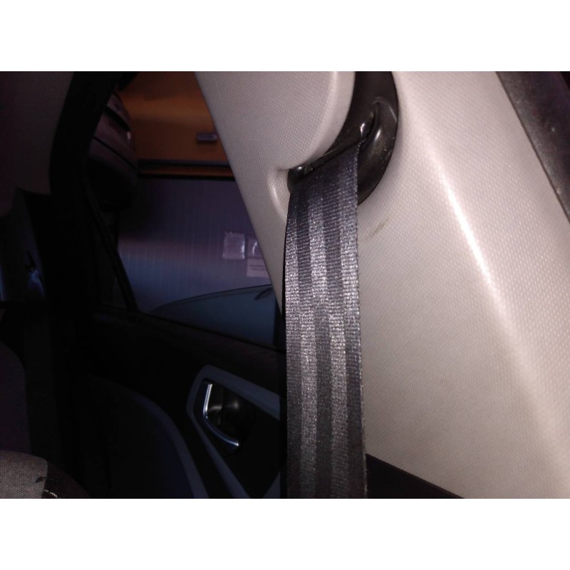 Recambio de cinturon seguridad delantero izquierdo para hyundai i20 trend referencia OEM IAM   