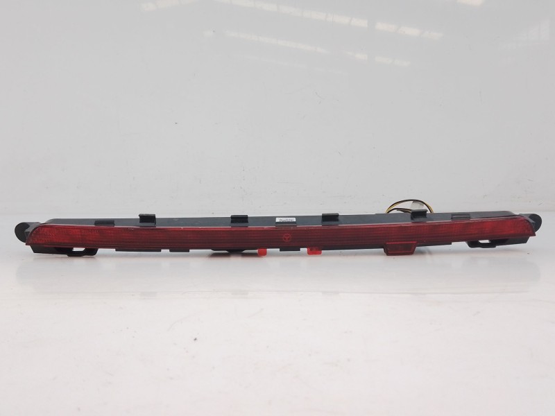 Recambio de luz central de freno para mercedes-benz gla (h247) gla 250 e (247.786) referencia OEM IAM 0999068901  
