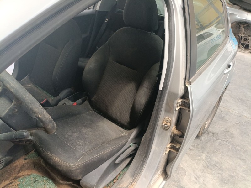 peugeot 208 i (ca_, cc_) del año 2018